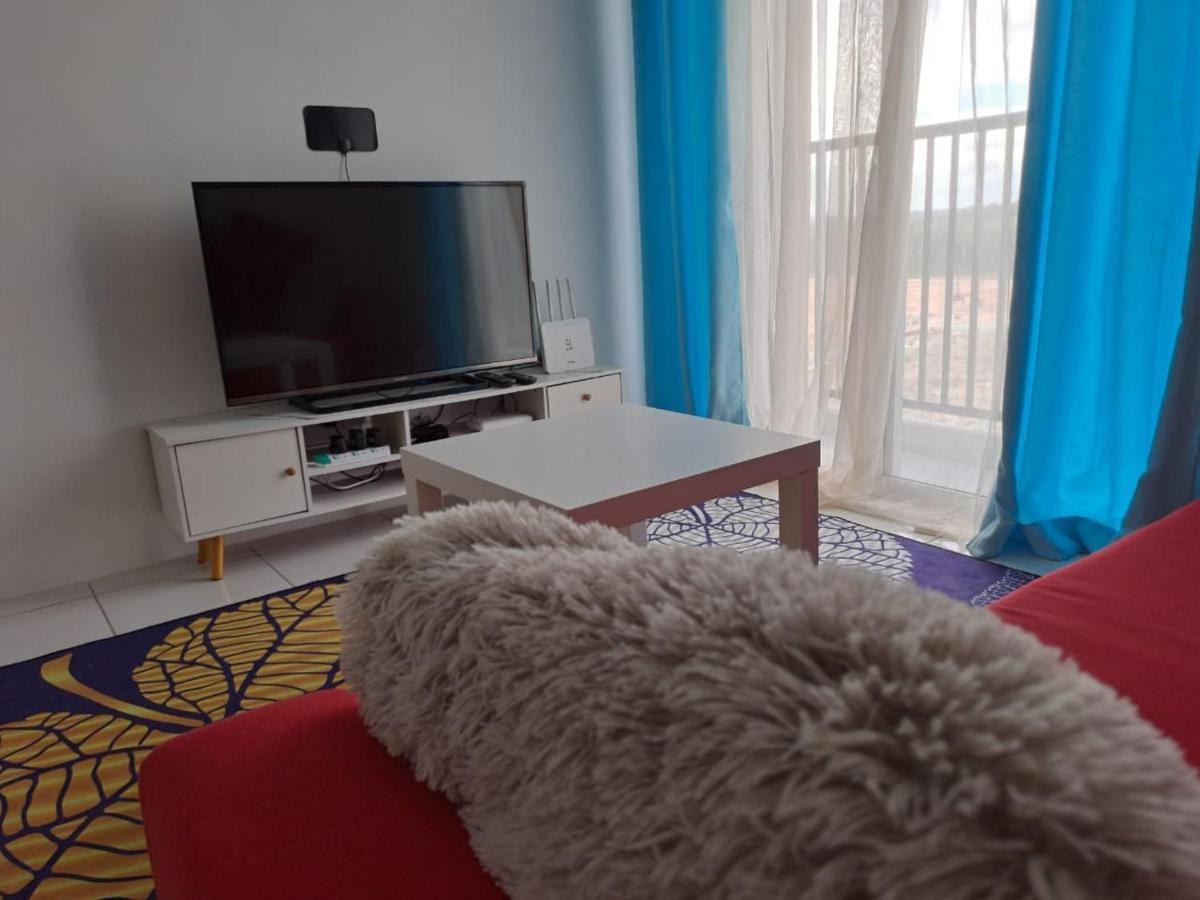 קמפונג דנגקיל Impiana Homestay Near Putrajaya, Cyberjaya, Musliem Only,Wifi,Netflix מראה חיצוני תמונה